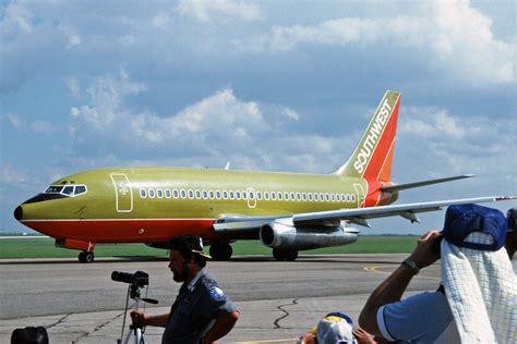 N61sw Boeing 737 2h4 Southwest Airlines Hrl 10oct81 Flickr