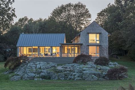 These Architects Put A Fresh Spin On New England Beach House Design