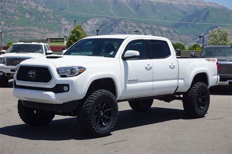 Toyota Tacoma Custom Coolest Lifted Toyota Tacoma Off Road Wheels