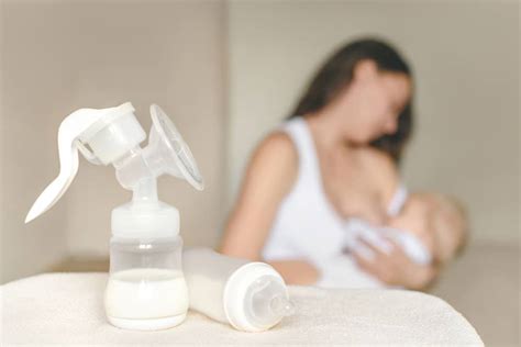 Breastfeeding Vs Pumping Benefits And Drawbacks Of Each Method