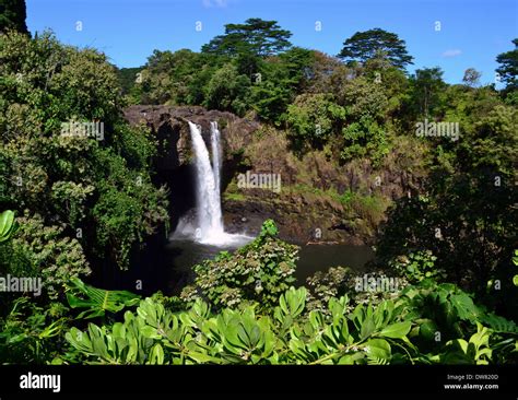 Rainbow Falls Hilo Big Island Hawaii Usa Stock Photo Alamy