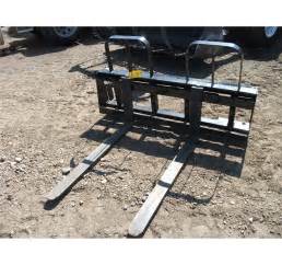 Hla 3700 Lb Pallet Forks With Quick Attached For New Holland Loader