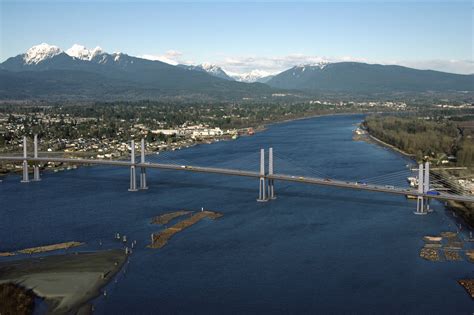 Industrial History 2009 Golden Ears Extradosed Bridge Over Fraser