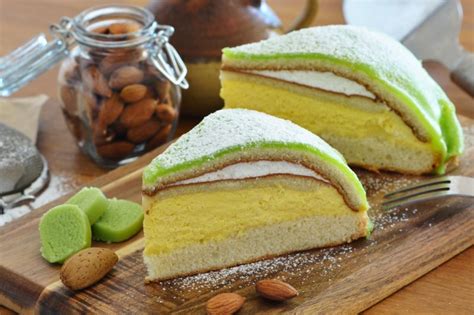 Sweden is a beautiful country with beautiful foods but some of the things just don't sit well with me. Traditional Swedish Food Guide: 19 Swedish Dishes You Have ...