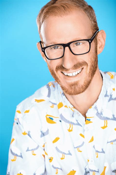 Former cook in the army and detests removing his shoes in other. Performers - Westside Comedy