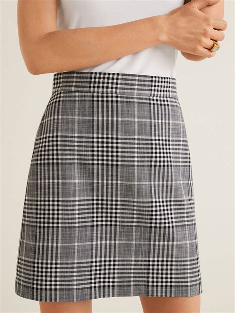 What Goes With A Black And White Checkered Skirt Uk