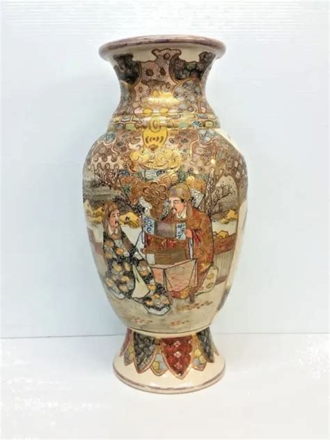 Antico Giapponese Satsuma Dipinto A Mano Porcellana Vaso Con Color Oro