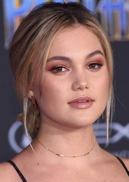 Fan Casting Olivia Holt As Libby Strout In Holding Up The Universe On