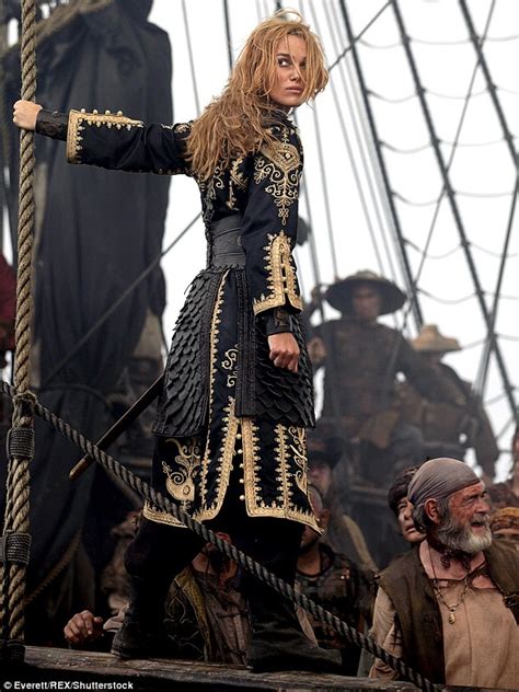 Keira Knightley Secretly Filming Pirates Of The Caribbean Scenes On The