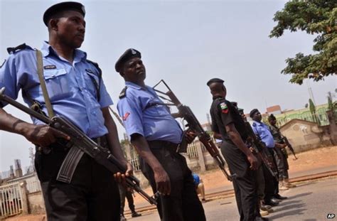 Nigeria Postpones Presidential Vote Over Security Bbc News