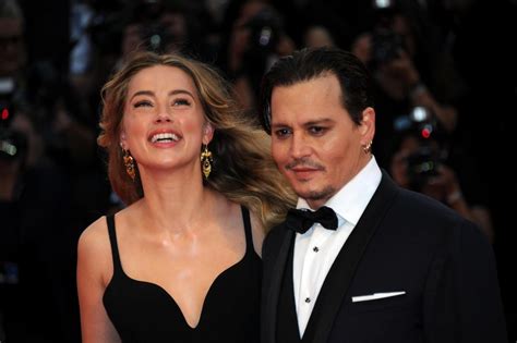 Johnny depp and amber heard met in 2009 on the set of the rum diary, which they starred in together. Johnny Depp e Amber Heard: le foto più belle di un amore ...