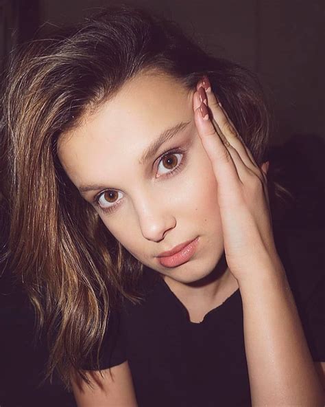 Épinglé Sur Millie Bobby Brown