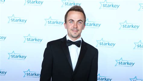 Frankie Muniz Gets Engaged After His Cat Destroyed His Home