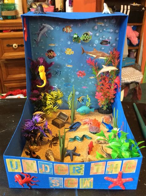 Grade and under long tee. Under the sea biome (With images) | Diorama kids, Kids art ...