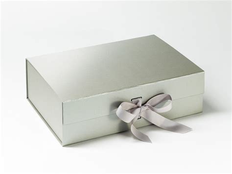Sample Silver T Box With Changeable Ribbon From Stock Foldabox Usa