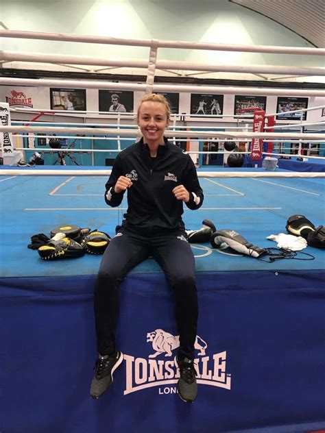 Find out what works well at olympic sports & spine from the people who know best. GB Boxing's Hannah Robinson To Combine Olympic Dream With ...
