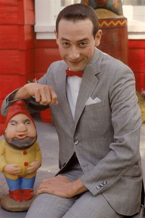 Netflix And Judd Apatow Are Producing Pee Wee S Big Holiday Time