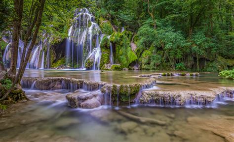 waterfalls-in-tropical-forest