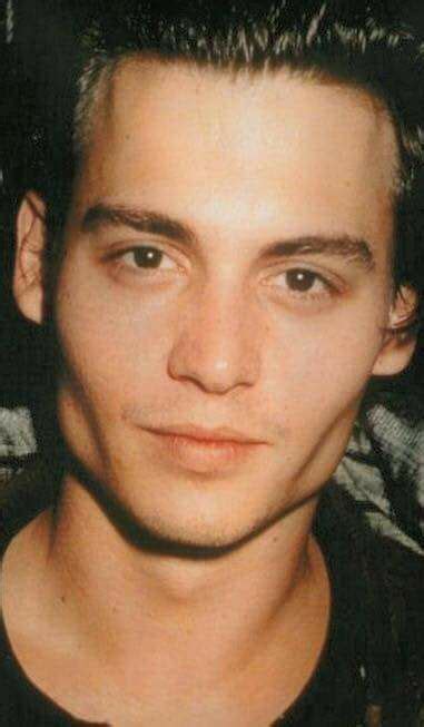 Pin By Jcoomes On Ahhh Johnny Depp Young Johnny Depp