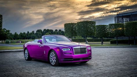 Rolls Royce Motor Cars Delivers On A Bespoke Color Challenge Stemming