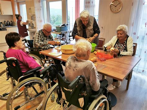 08:20 moscau bb antonia kopf zahnärztin ad. Zwiebelkuchen in Bingen