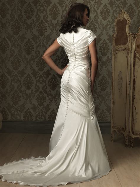 If you want a gorgeous dress but you also want to have money left over to, you know, live your life, these are the best places to look. Trumpet Mermaid cap sleeve silk satin ruched modest ...