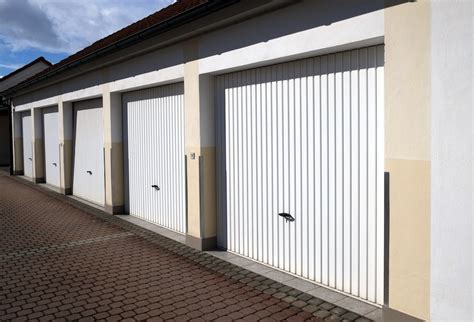 Ich habe eine doppelgarage, die ich seit über einem monat nicht richtig nutzen kann, da das rolltor defekt ist. Mieterhöhung für eine Garage - Was ist möglich ...