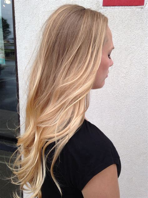 Balayaged Ombr Natural Blonde With A Sun Kissed Touch Blonde Hair With Highlights Blonde
