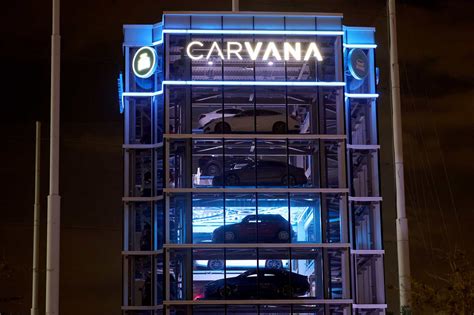 Carvana's Stock Price Has Dropped Over 90% This Year - What's The