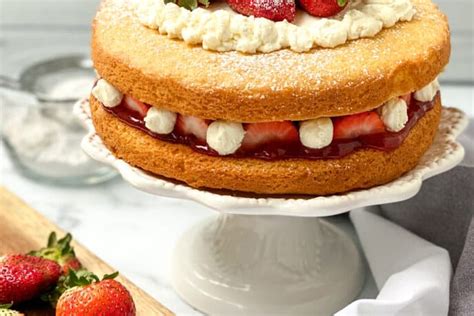 Victoria Sponge Cake Recipe Rich In British Royal History 31 Daily
