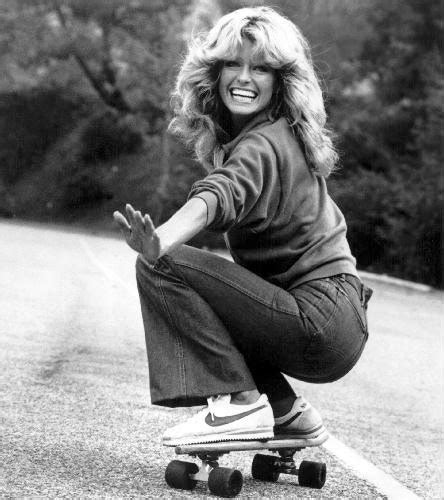 A Look Back At The Style That Made Farrah Fawcett A Star Glamour