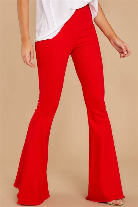 Diggin These Red Flare Jeans In Red Flare Red Jeans Outfit