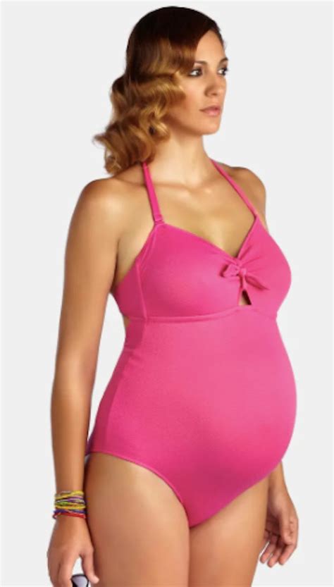 39 Best Maternity Swimsuits For 2021 Cute Affordable Plus Size And Sexy Options
