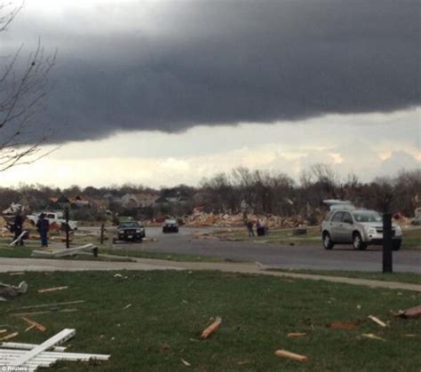 Washington Illinois Tornado Kills Eight During Severe Midwest Storm