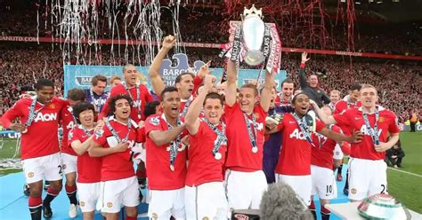 201011 Premier League Table Five Club Battling Relegation