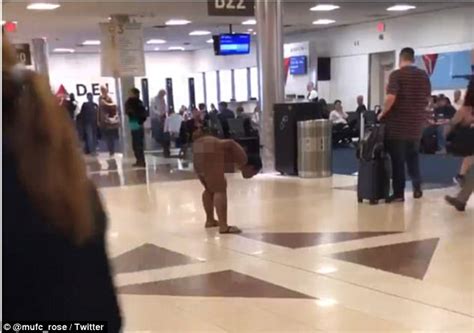 Woman Strolls Through Atlantas Airport Naked Daily Mail Online