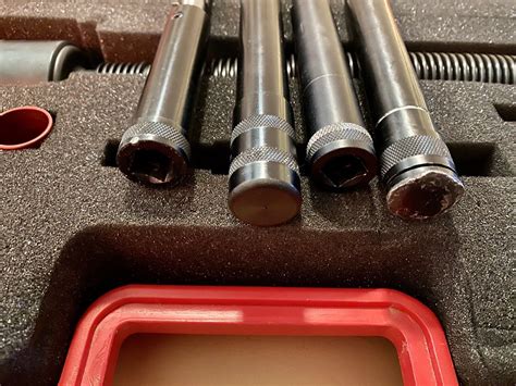 Lisle 65900 Ford Spark Plug Rethreading Tool Kit In Original Case With