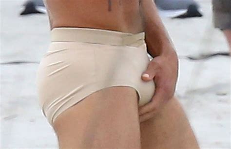 Celebrity Bulges That Went Hard In