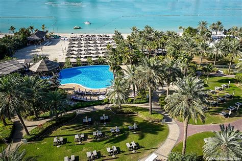 Le Meridien Mina Seyahi Beachside Luxury In Dubai Wanders Miles