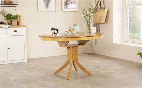 Our extendable dining tables are all made in either italy or portugal, & use top quality mechanisms designed to last. Hudson Round Oak 90-120cm Extending Dining Table ...