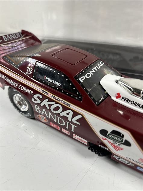 Action The Snake Skoal Bandit Racing 124 Scale Funny Car Don Prudhomme