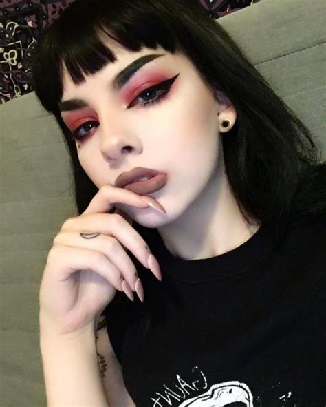 Maquillajes Perfectos Para Las Amantes Del ‘trap Grunge Makeup