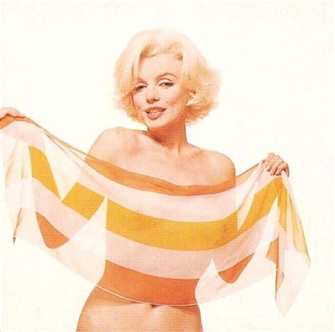 Orange Striped Scarf Par Bert Stern Divine Marilyn Monroe