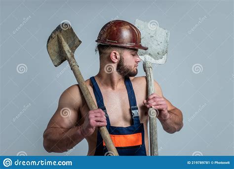Sexy Male Mechanic Photos Free Royalty Free Stock Photos From Dreamstime