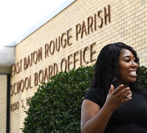 Baton Rouge School Fghts Lead To Protest Safety Debate Crimepolice