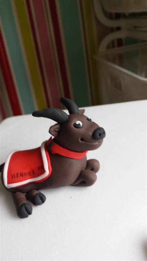 Fc köln im rheinenergiestadion, das fast 50.000 zuschauern platz bietet. Pin auf Fondantfiguren