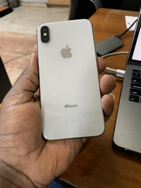 Silver Iphone X Factory Unlocked Available 195k Technology Market