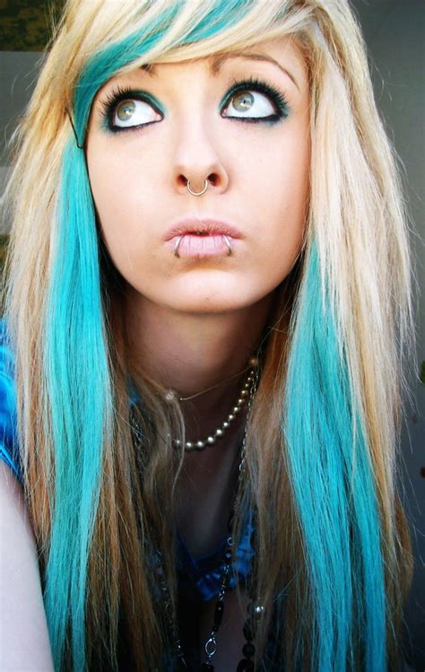 Well my hair isnt actually dyed. blonde blue emo scene hair style for girls - a photo on ...