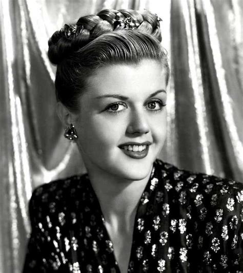 Sexy Angela Lansbury Pictures Captured Over The Years GEEKS ON COFFEE