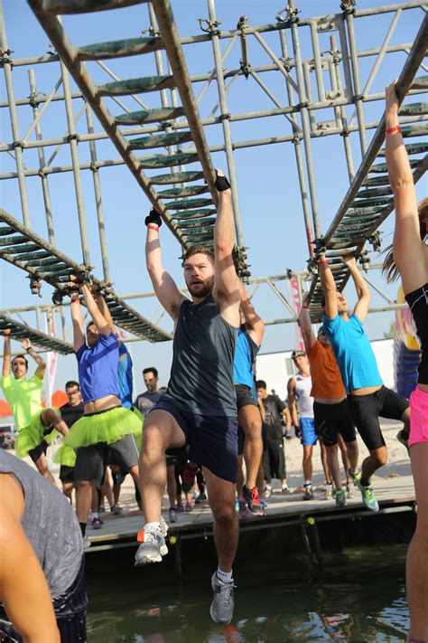 Obstacle challenge in Abu Dhabi: How far can you push yourself? | Flight965